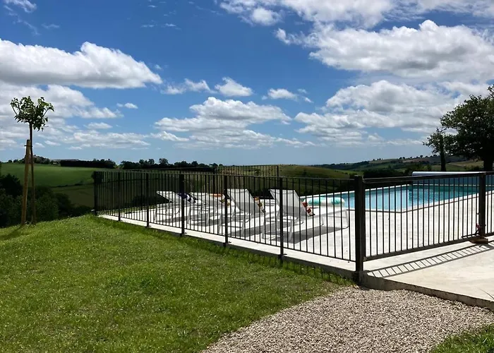 Bed & Breakfast Maison De Lacam